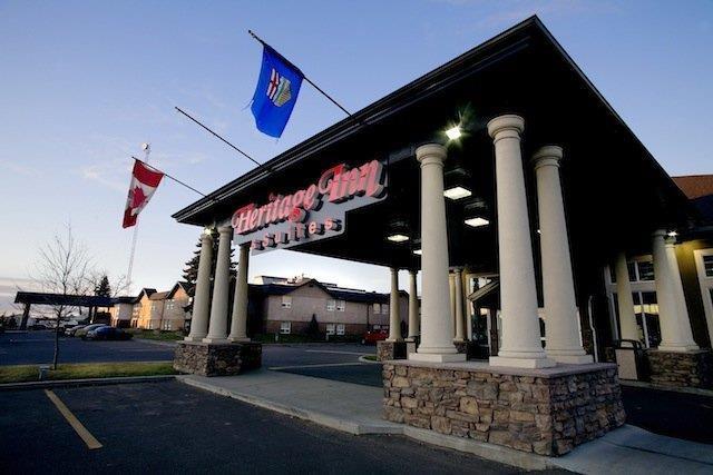 Heritage Inn & Suites - Brooks Exterior foto